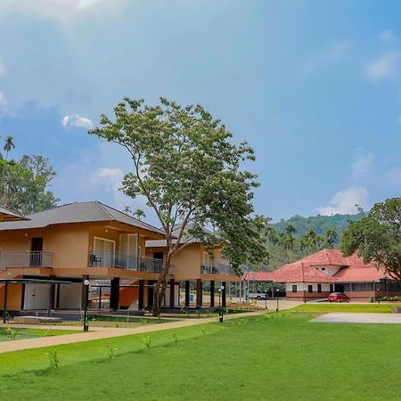 Sterling Vythiri Wayanad Hotell Eksteriør bilde